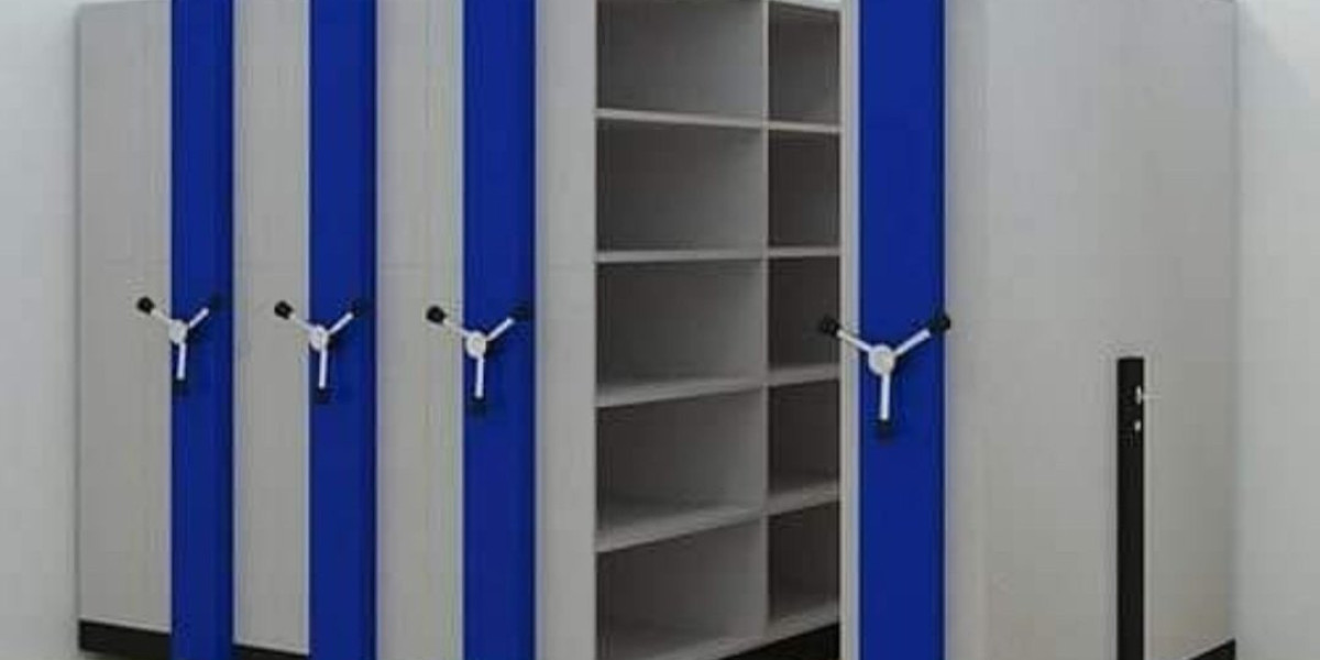 "Maximizing Space Efficiency with Mobile Compactor Storage Systems"