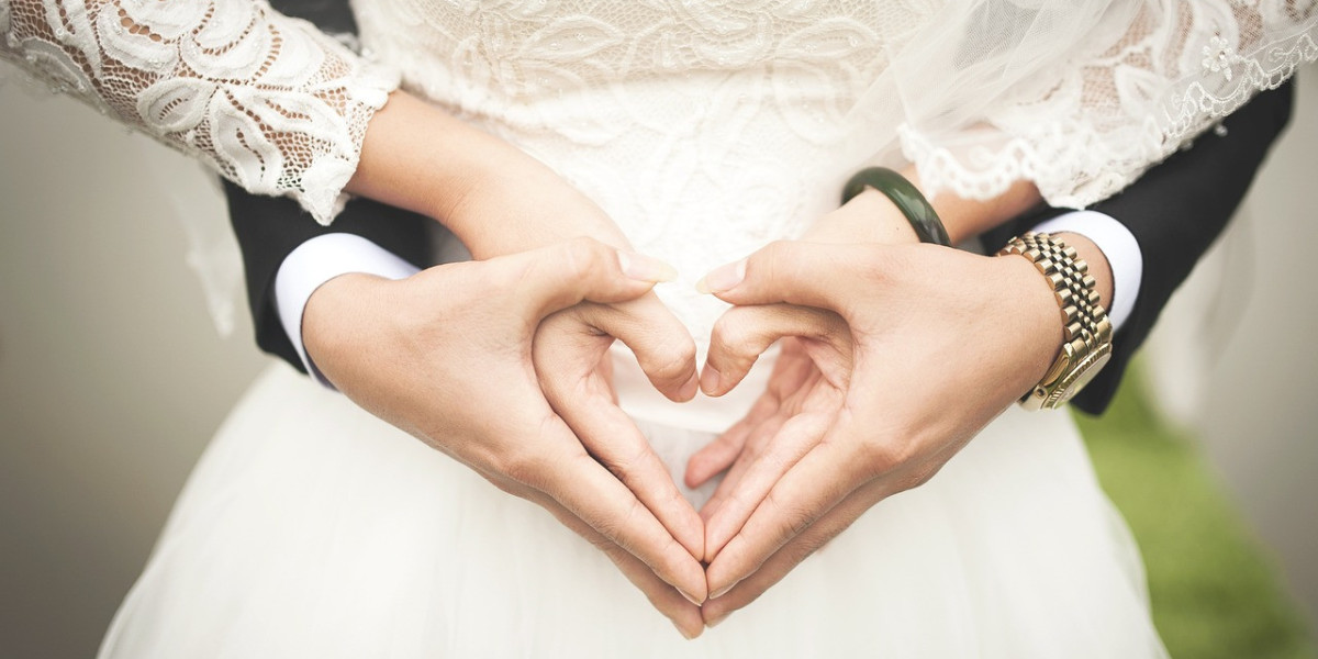 Best Time to Get Married on the NC Coast