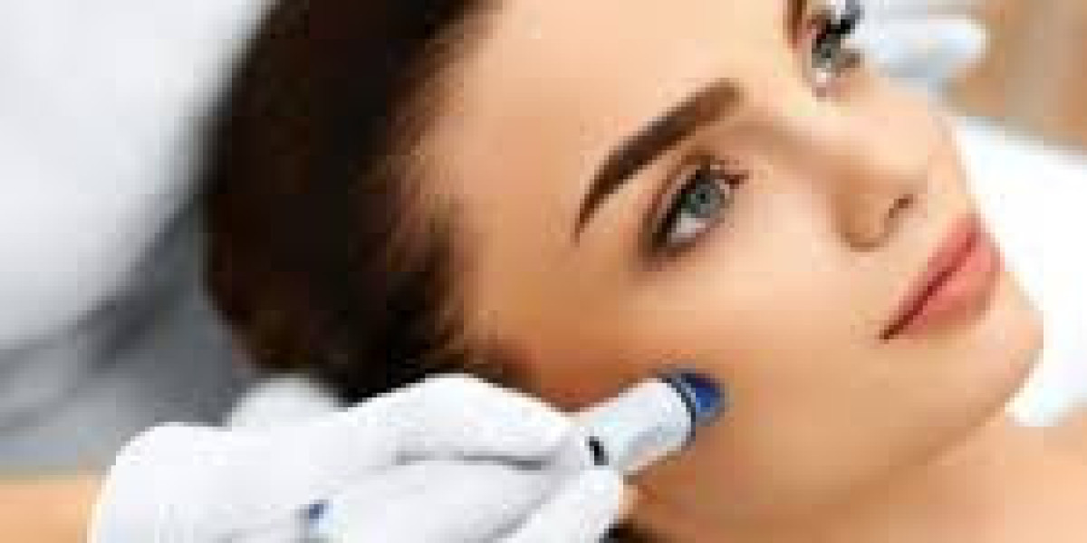 "The Role of Hydrafacial in a Comprehensive Skincare Routine"