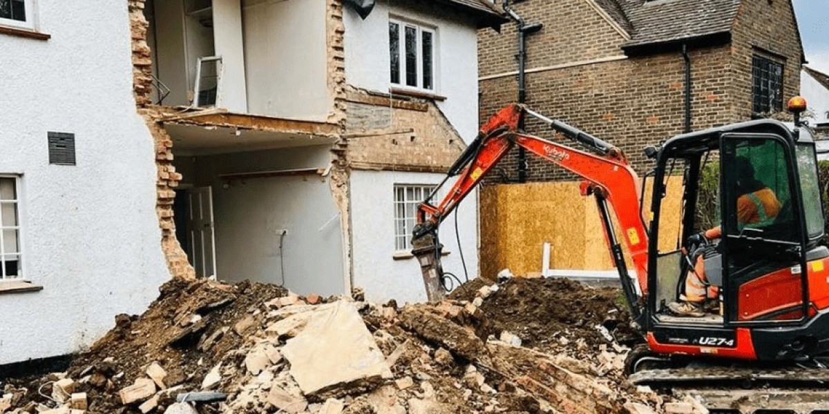 The Ultimate Guide to Hiring a Residential Demolition Contractor for Your Home Renovation