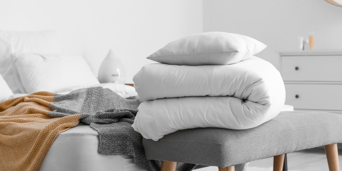 The Ultimate Guide to Choosing the Perfect Comforter for Every Season 2024