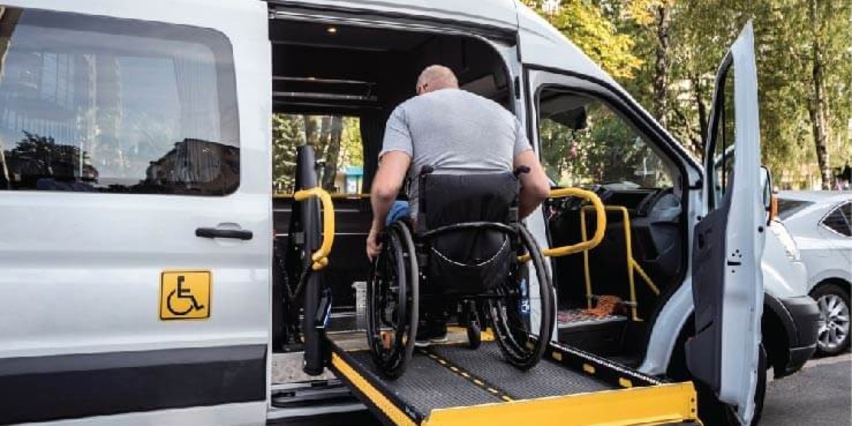 What Should I Expect When Using a Wheelchair Maxi Cab?