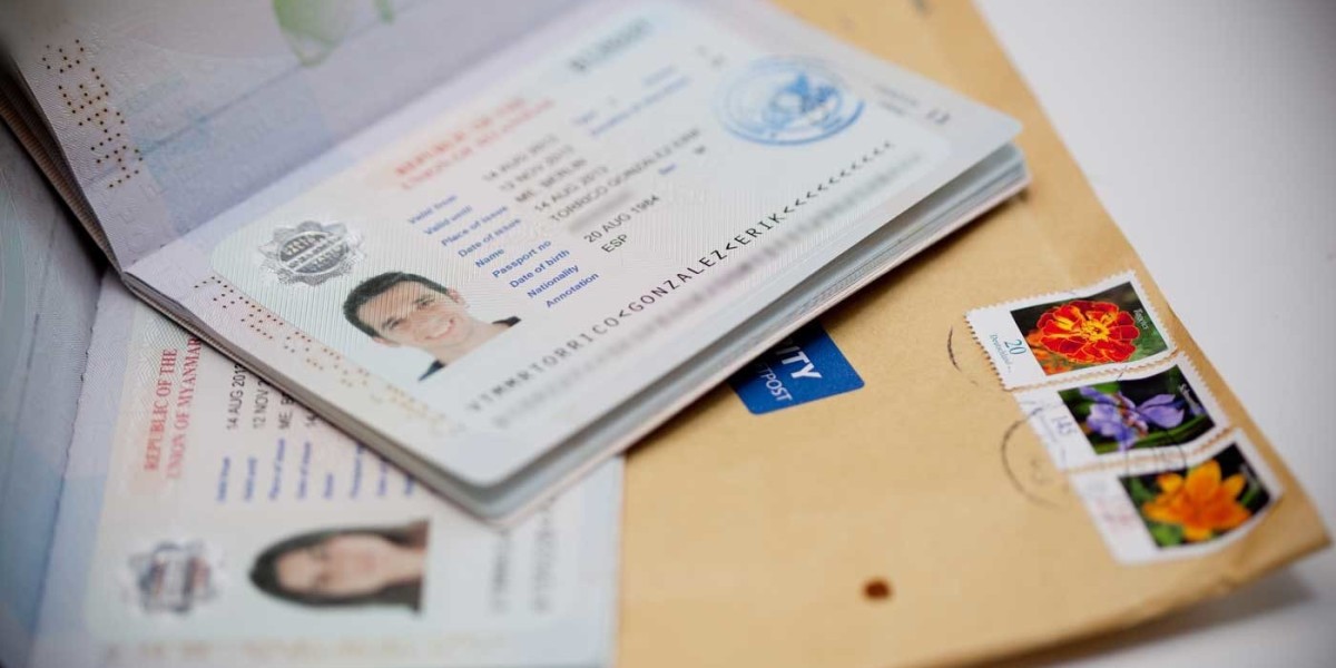 Peculiarities of obtaining a temporary residence permit in Ukraine: difficulties and professional assistance